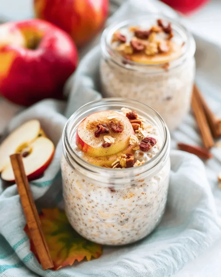 Apple Cinnamon Overnight Oats Recipe (Easy & Healthy)